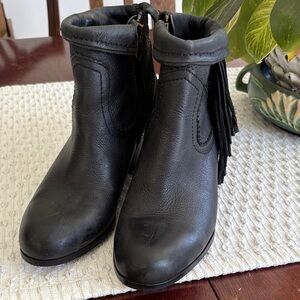 Women’s Sam Edelman Louie fringe Black leather Heeled Boots sz 8